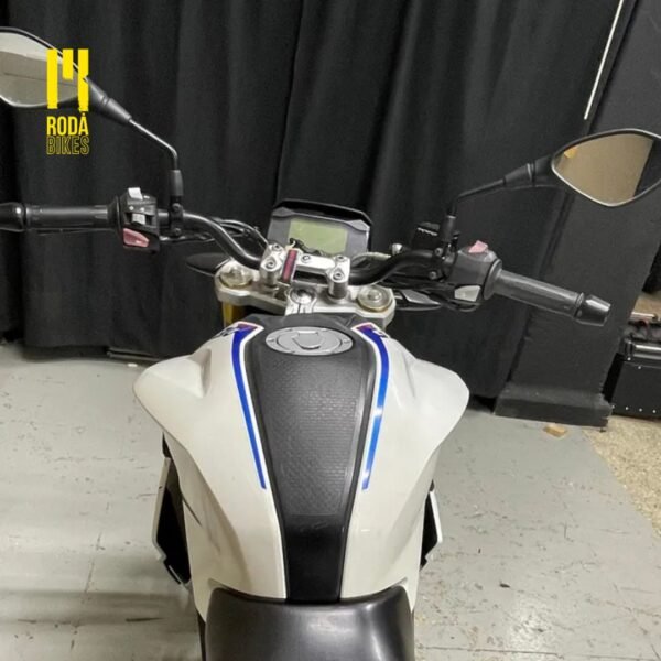 Bmw G 310 R 2017 - Image 2