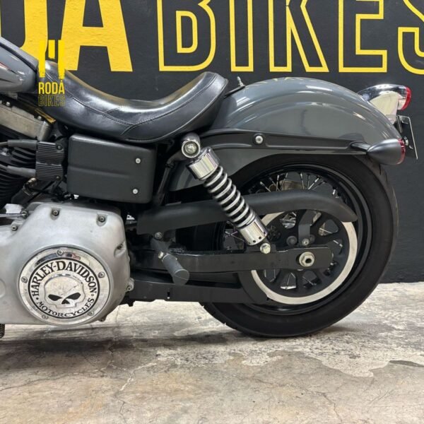 Harley-Davidson Dyna Wide Glide 1584 cc (2009) - Image 5