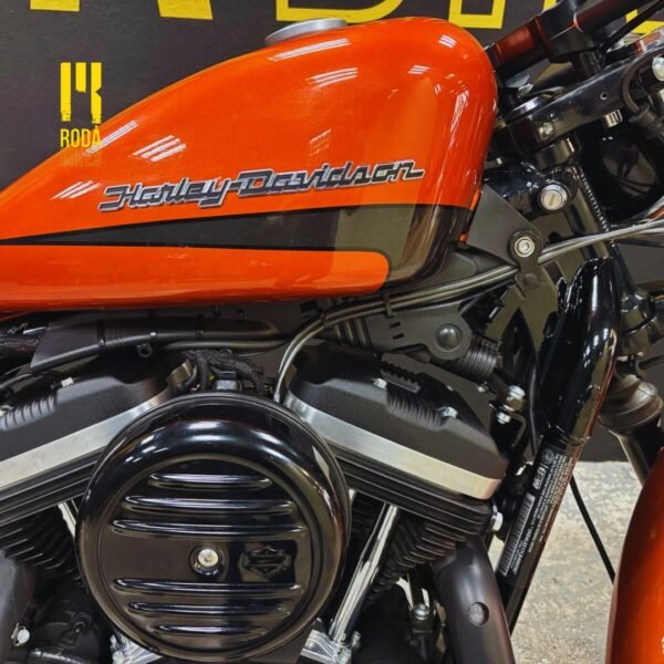 Harley-Davidson Sportster Iron 883 Edición Especial 2020 - Image 6