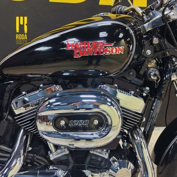 Harley Davidson Sportster 1200 Custom 2017 – ¡Prácticamente nueva! - Image 6