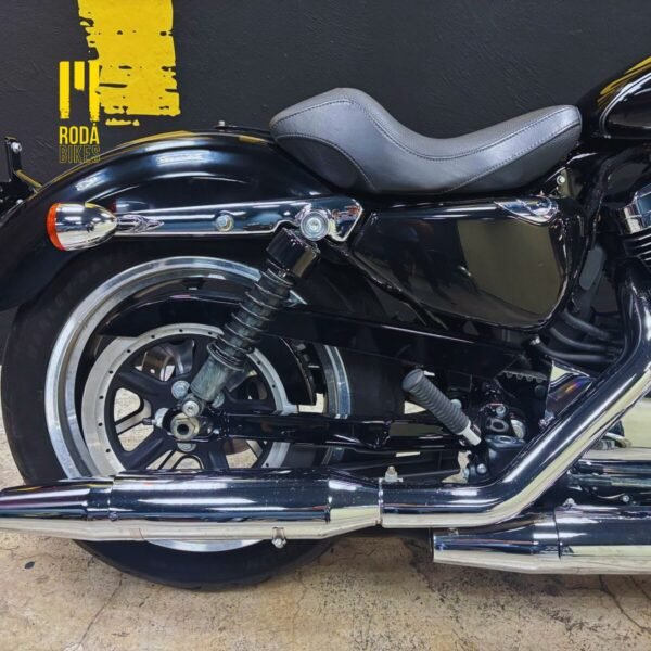 Harley Davidson Sportster 1200 Custom 2017 – ¡Prácticamente nueva! - Image 4