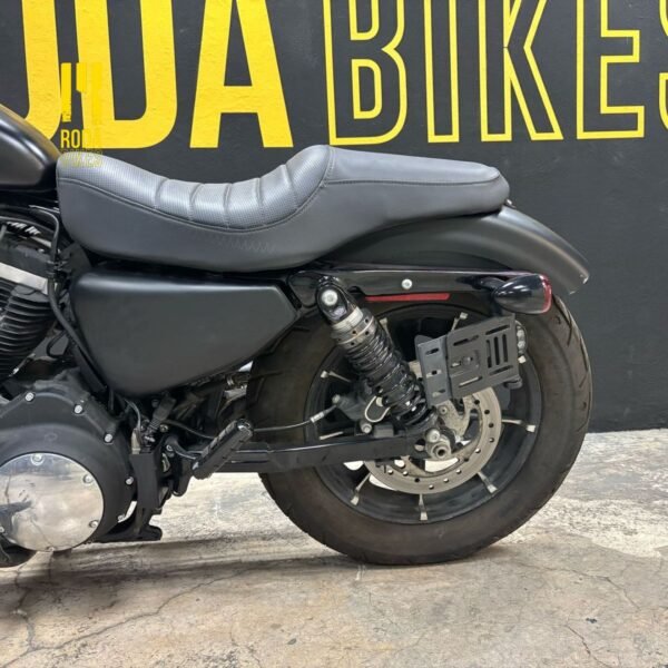 Harley Davidson Sportster Iron 883 – 2021 Black - Image 10
