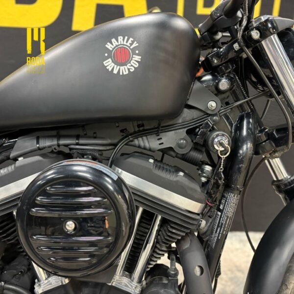 Harley Davidson Sportster Iron 883 (2018) - Image 3