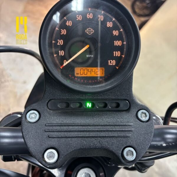 Harley-Davidson Sportster Iron 883 (2020) Black - Image 10