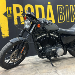 Harley-Davidson Sportster Iron 883 – Modelo 2022 ** Gris